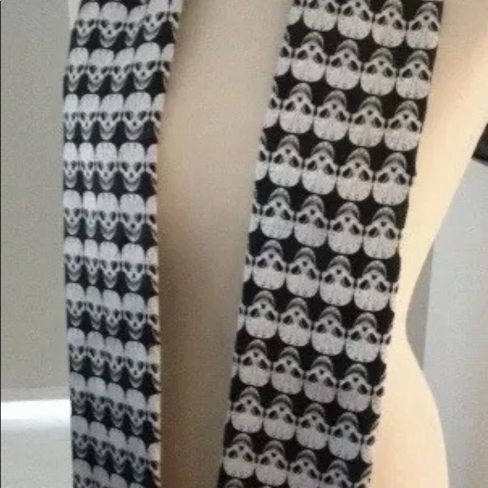 Thomas Wylde Skull Scarf View 5